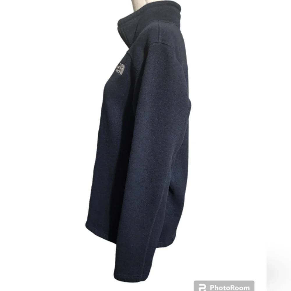 The north face navy 1/4 zip fleece pullover‎